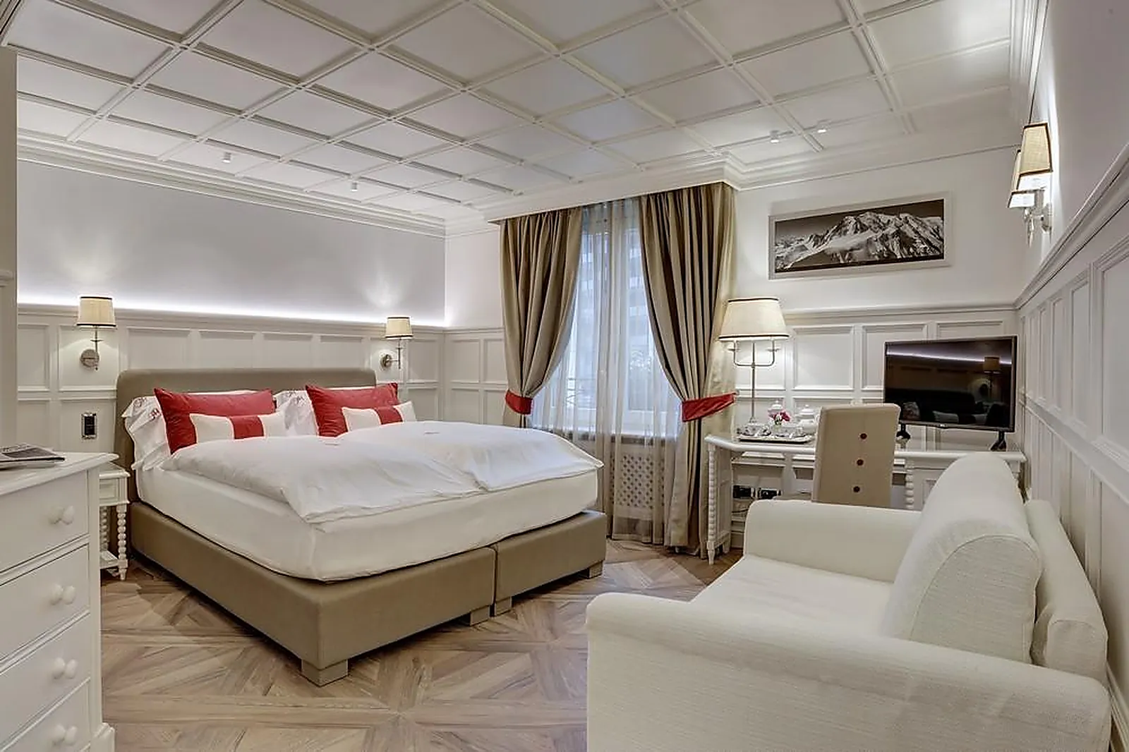 Lieux événementiels, GRAND HÔTEL DES ALPES