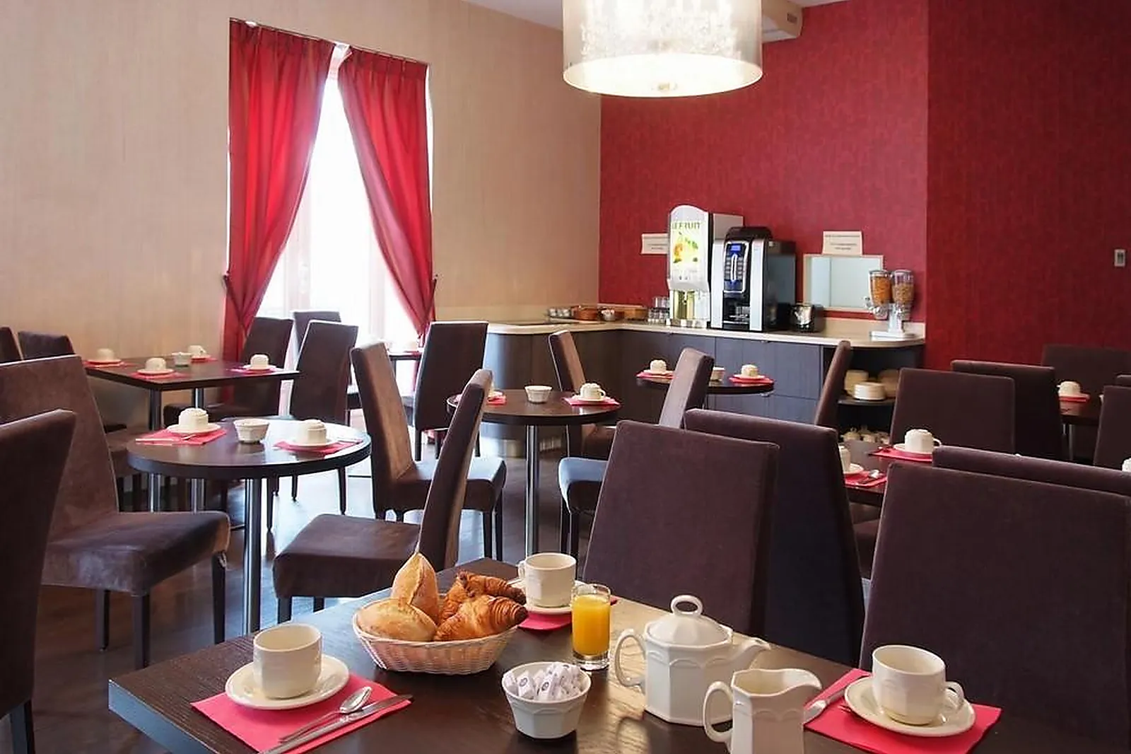 Lieux événementiels, GRAND HÔTEL DES BAINS SALINS-LÈS-BAINS