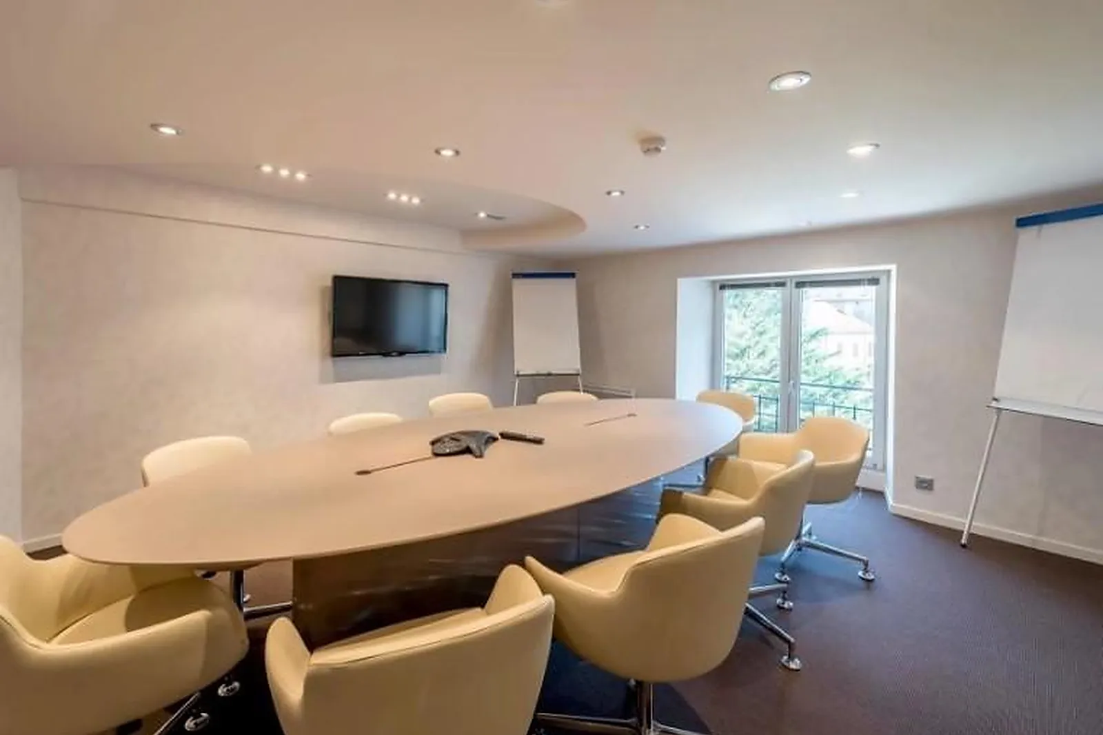 Lieux événementiels, GRAND HÔTEL DES BAINS SALINS-LÈS-BAINS