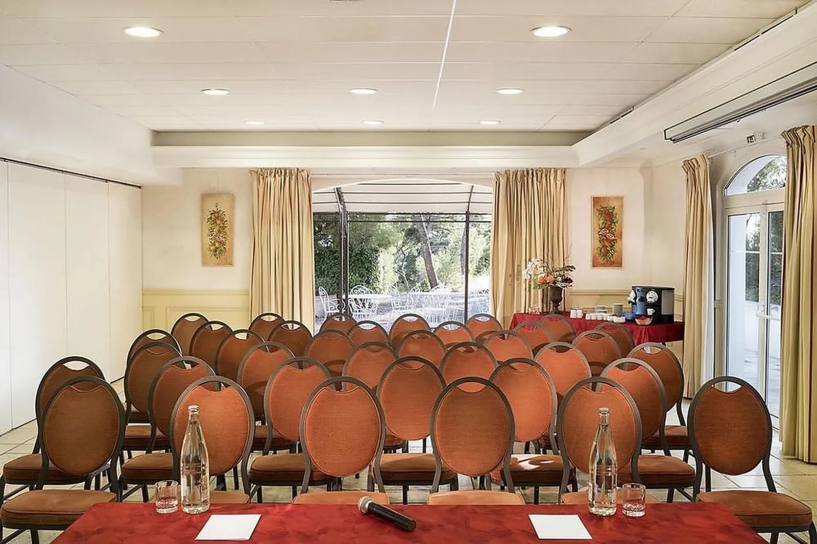 Lieux événementiels, GRAND HOTEL DES LECQUES