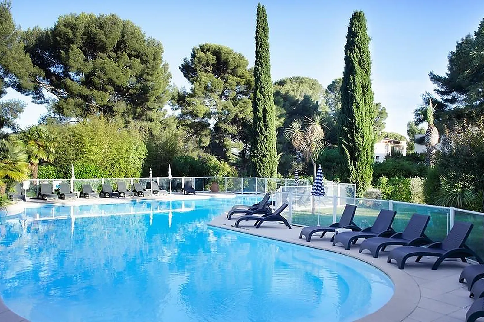 Lieux événementiels, GRAND HOTEL DES LECQUES