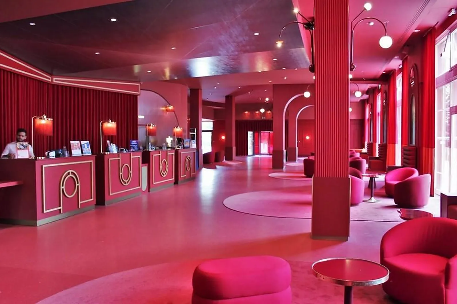 Lieux événementiels, GRAND MAGIC HÔTEL