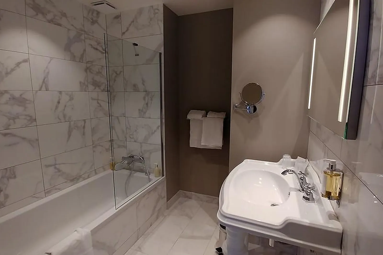 Lieux événementiels, GRAND HÔTEL BELLEVUE