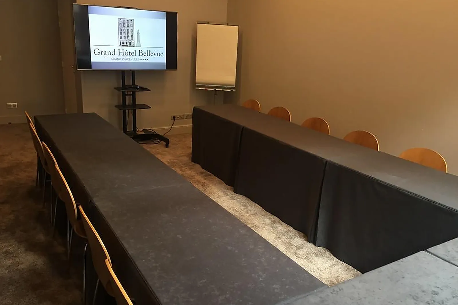 Lieux événementiels, GRAND HÔTEL BELLEVUE