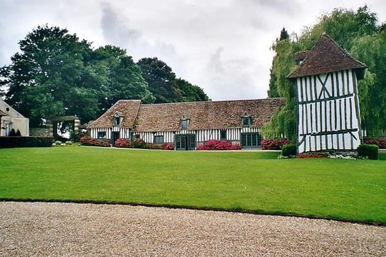 Lieux événementiels, GRANGE DE BOURGOULT
