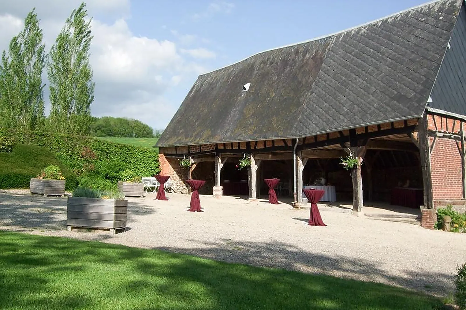 Lieux événementiels, GRANGE DE ROUVILLE