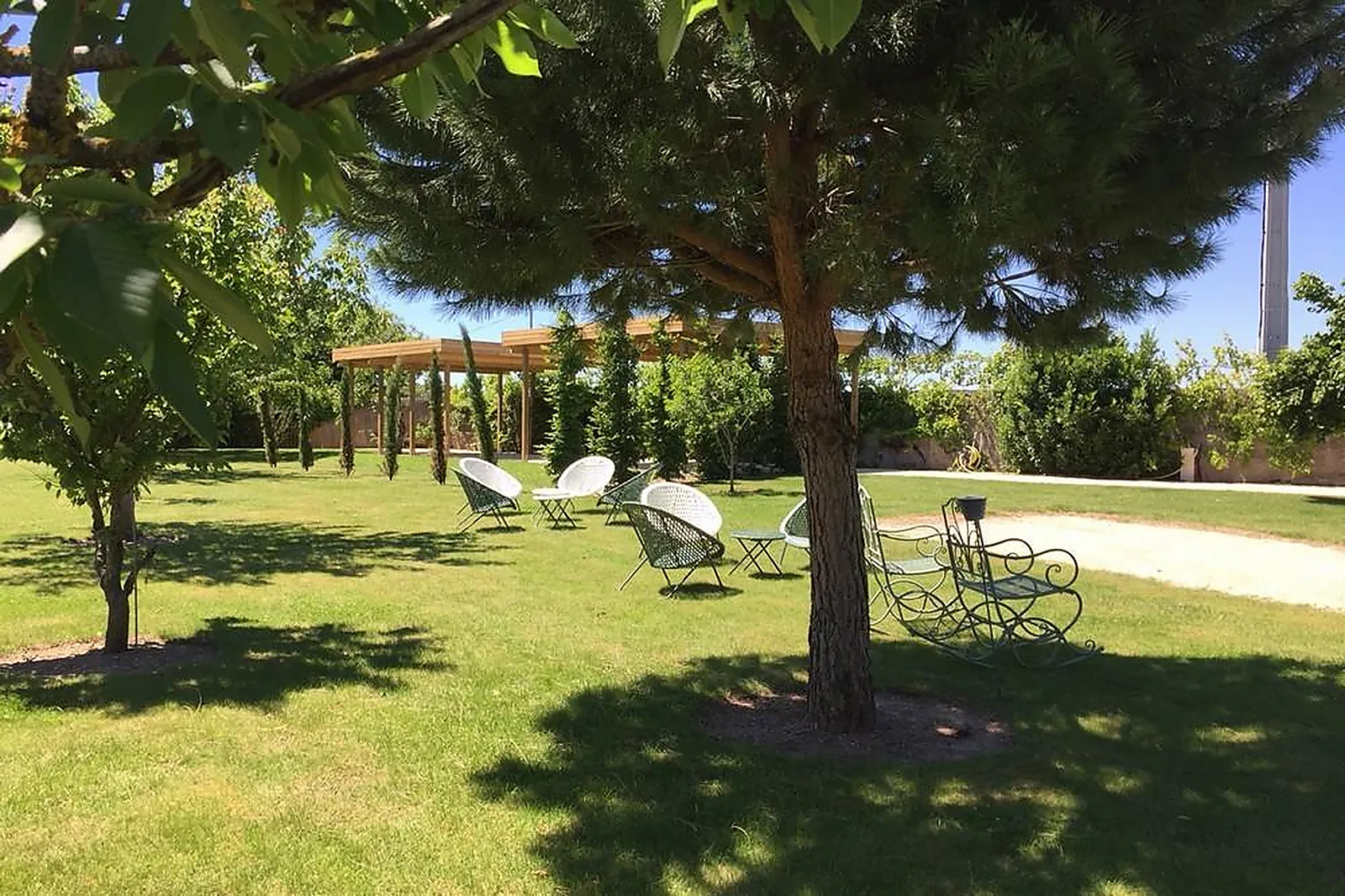 Lieux événementiels, GRANGE DES BARRES