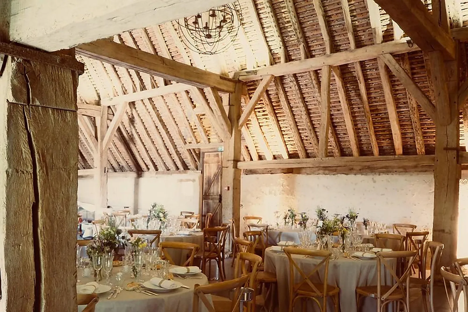 Lieux événementiels, GRANGE DES BARRES