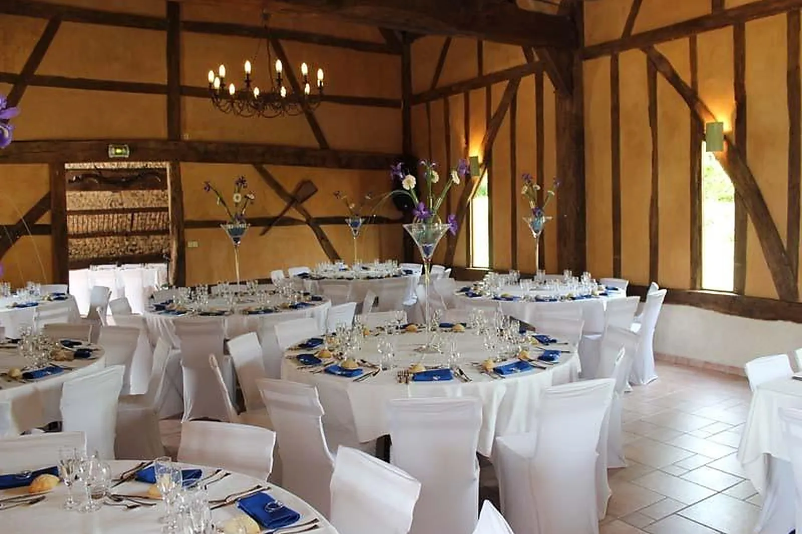 Lieux événementiels, GRANGE DES MERCIERS