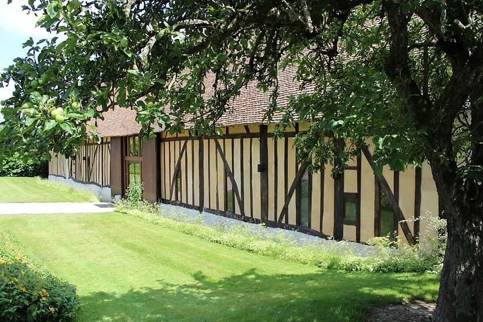 Lieux événementiels, GRANGE DES MERCIERS