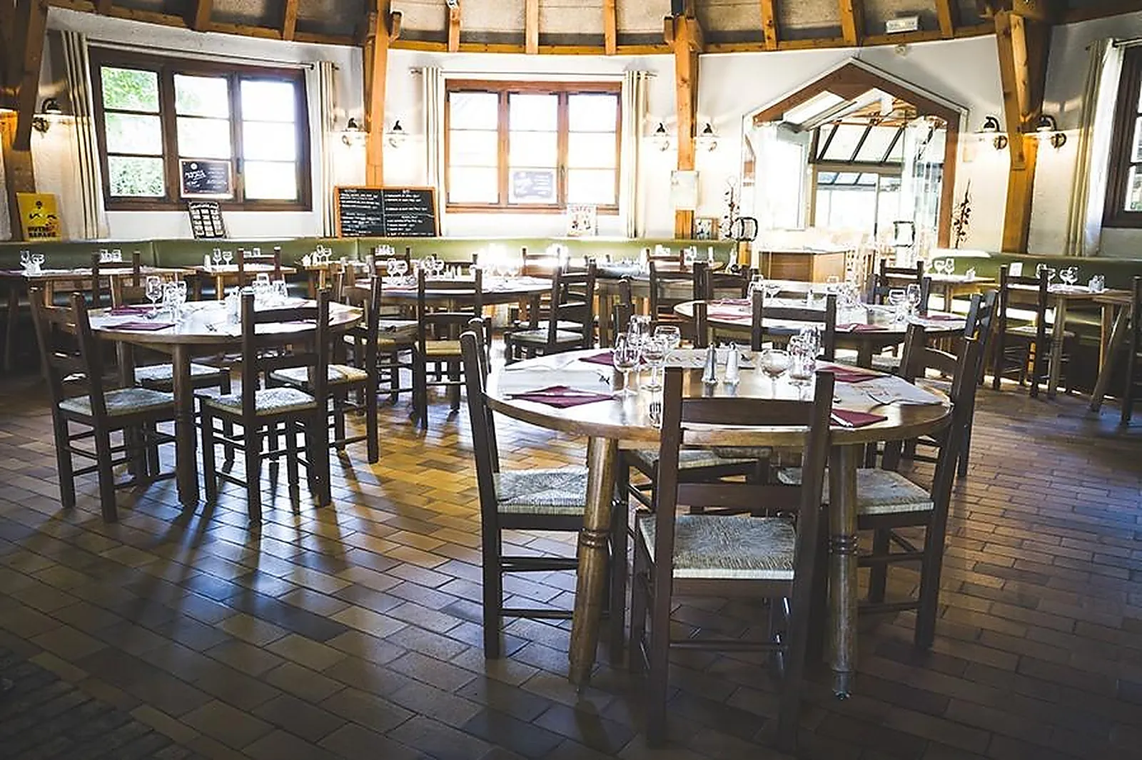 Lieux événementiels, GRILL DE MOIRANS