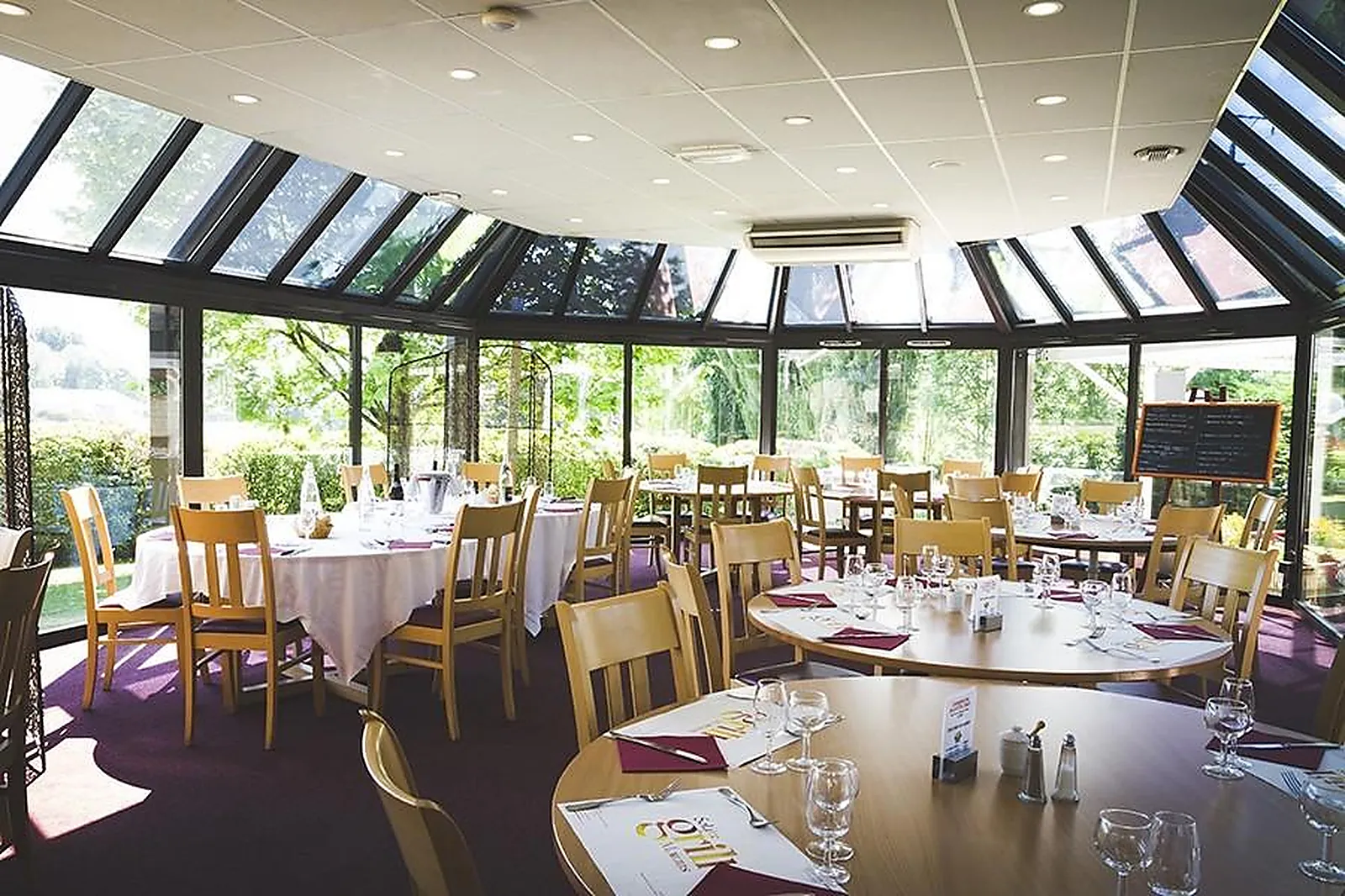 Lieux événementiels, GRILL DE MOIRANS