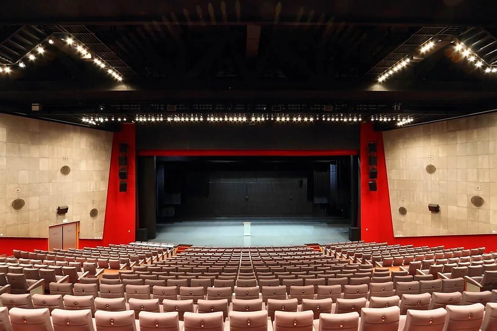 Lieux événementiels, GRIMALDI FORUM