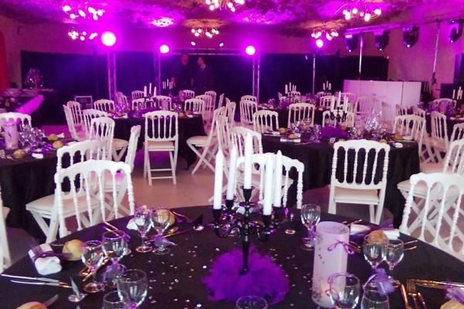 Lieux événementiels, GROTTES DU FOULON