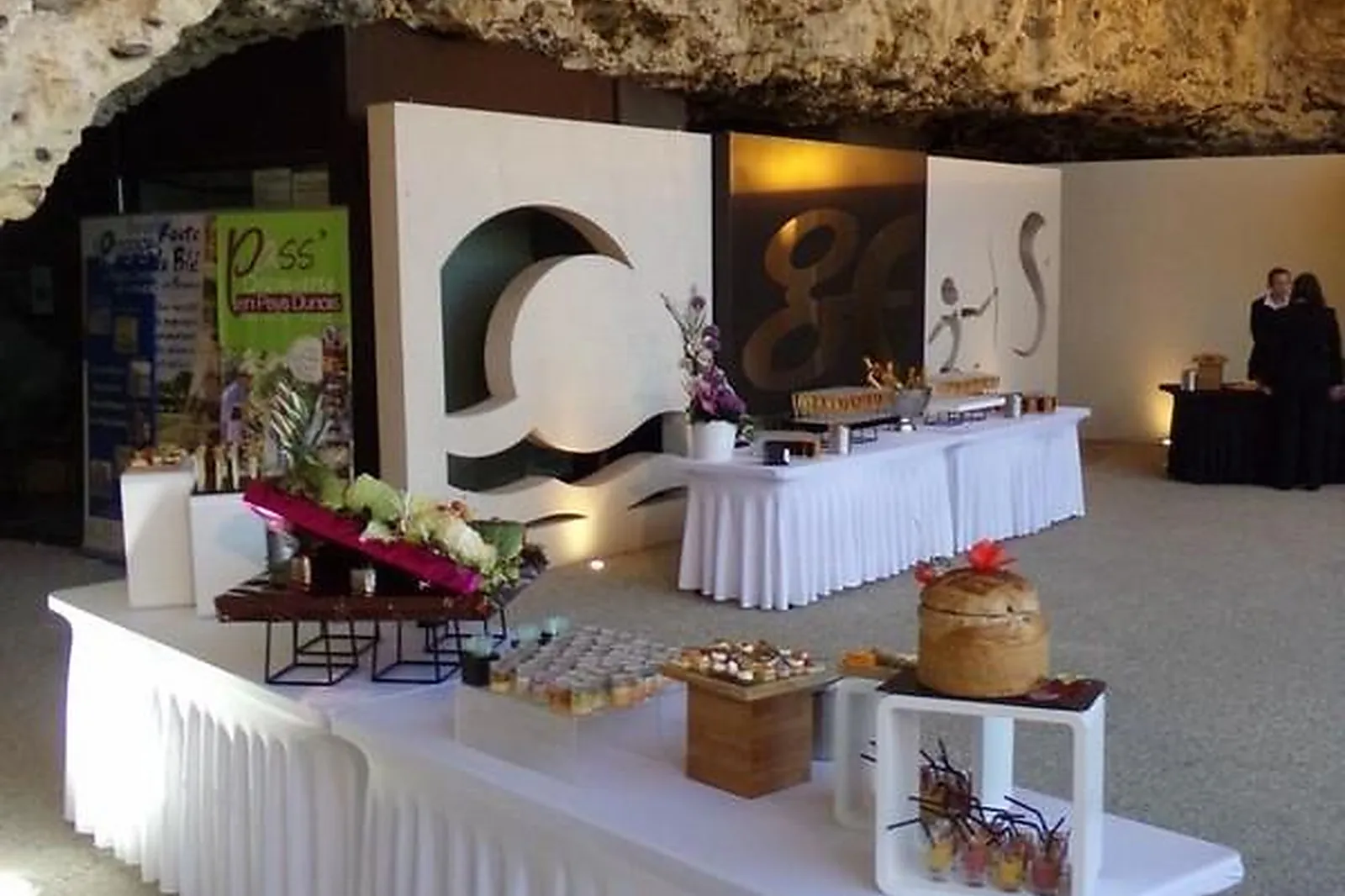 Lieux événementiels, GROTTES DU FOULON