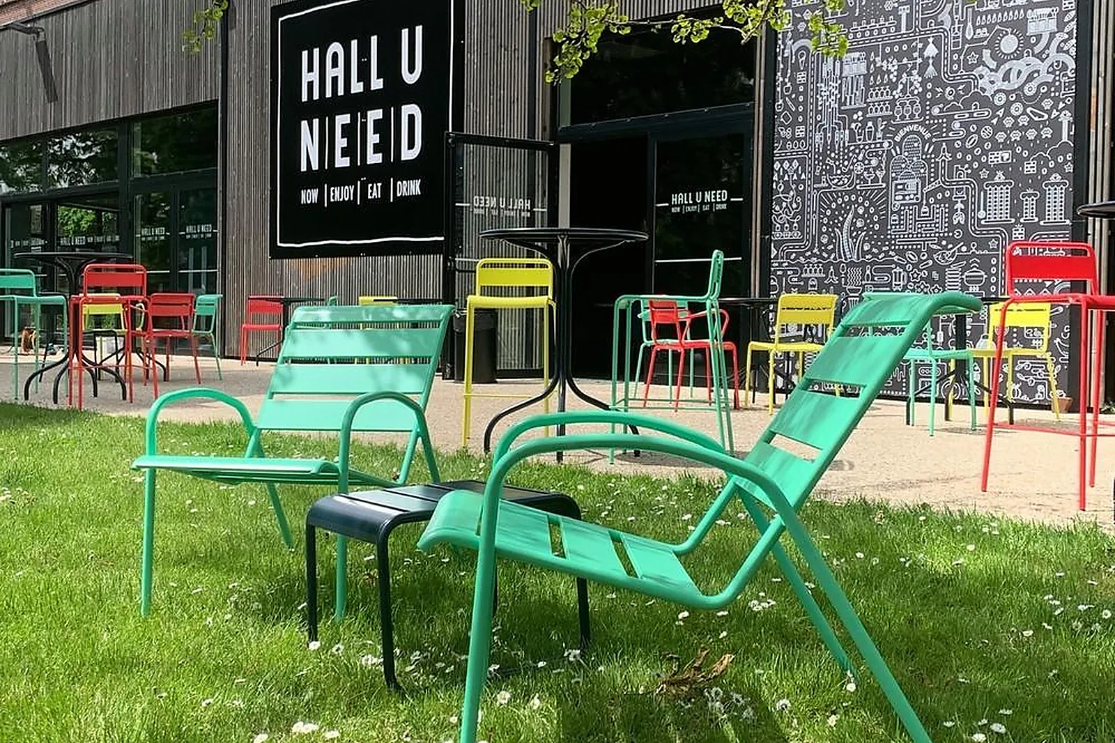 Lieux événementiels, HALL U NEED