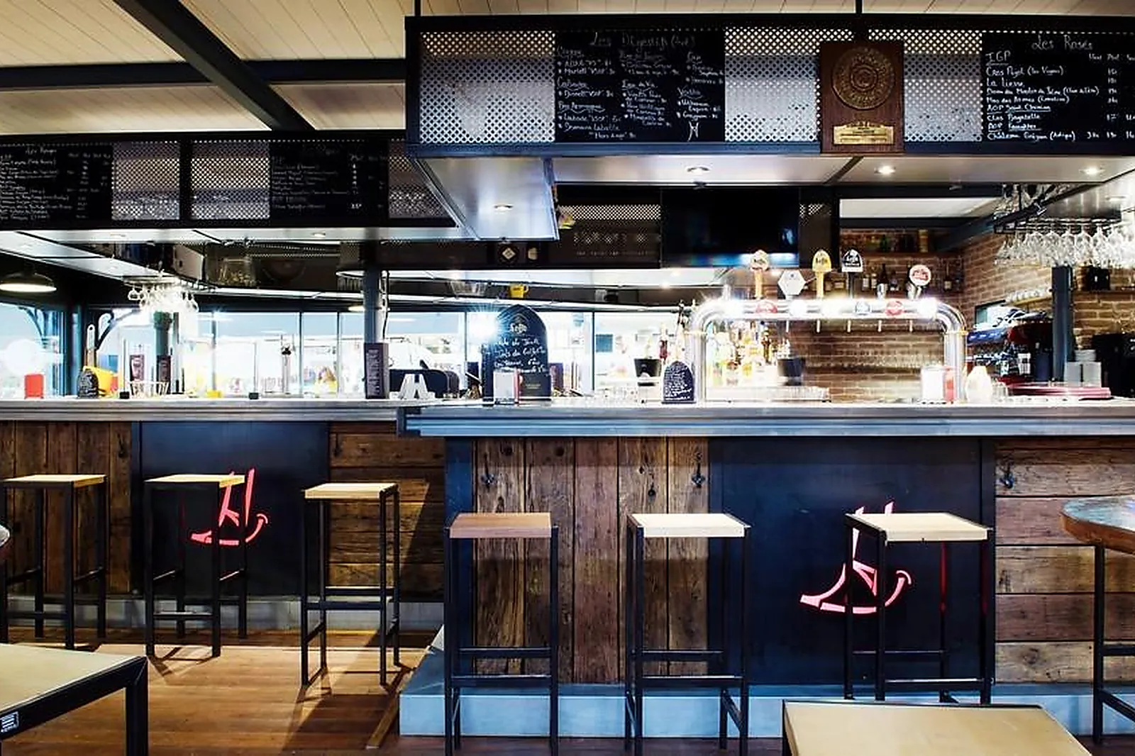 Lieux événementiels, HALLEGRIA