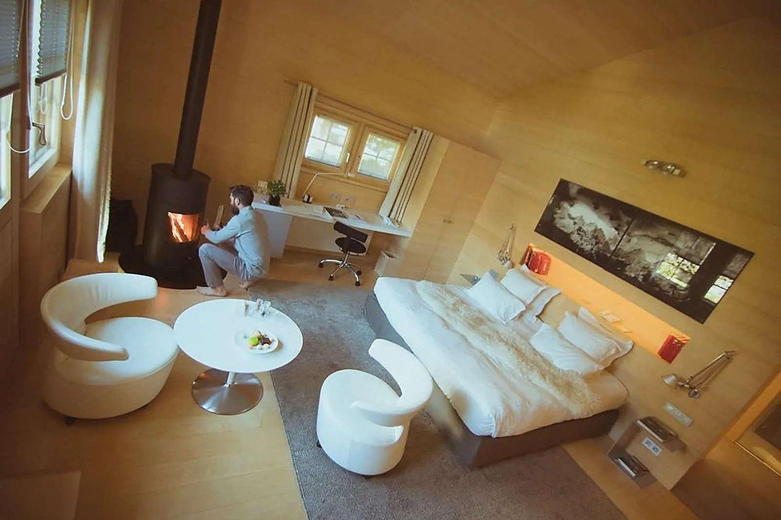 Lieux événementiels, HAMEAU ALBERT IER