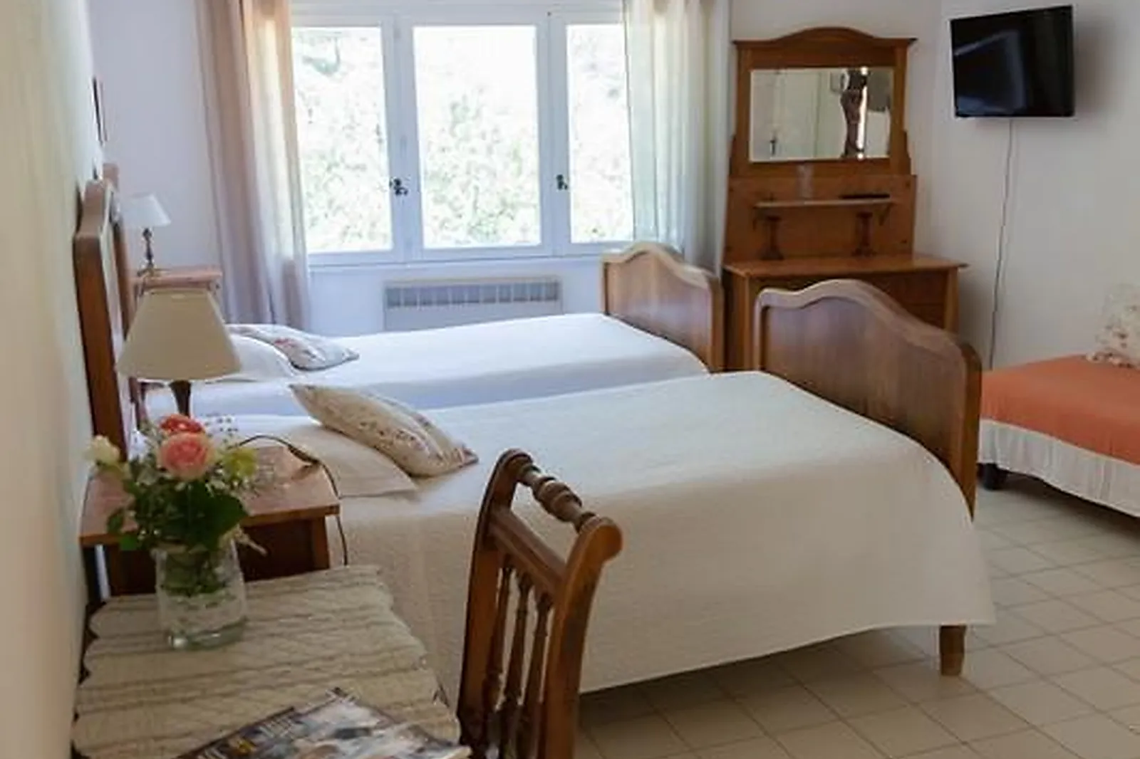 Lieux événementiels, HAMEAU DE VALOUSE