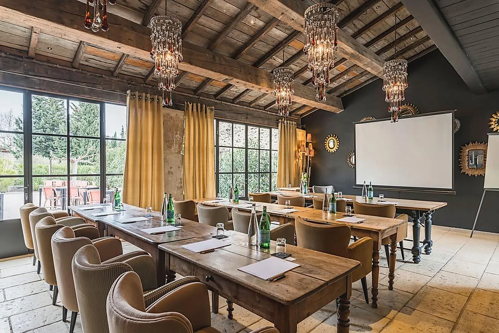 Lieux événementiels, HAMEAU DES BAUX