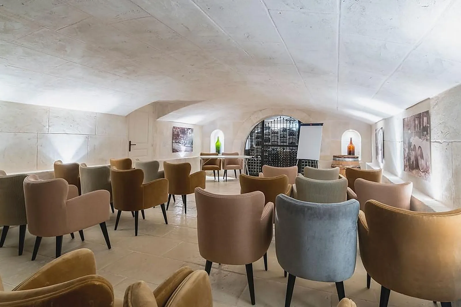 Lieux événementiels, HAMEAU DES BAUX