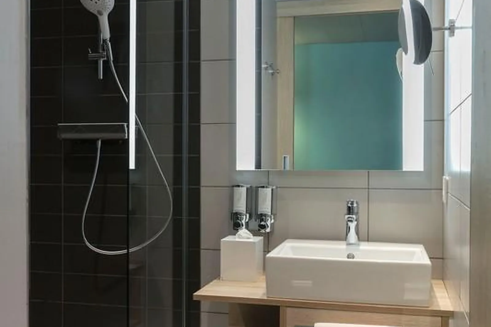 Lieux événementiels, HAMPTON BY HILTON PARIS CLICHY