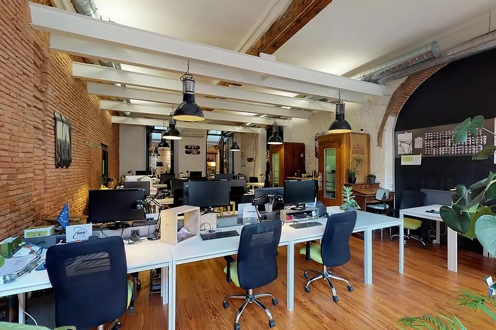 Lieux événementiels, HARRYCOW