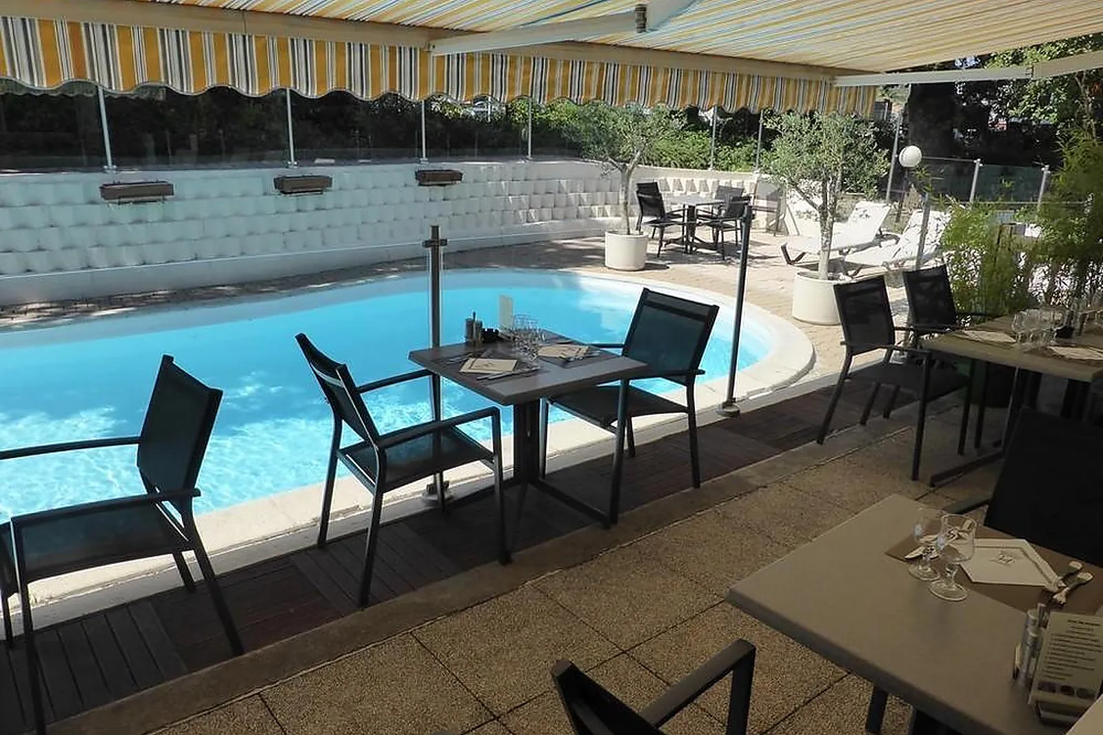 Lieux événementiels, HELIOTEL