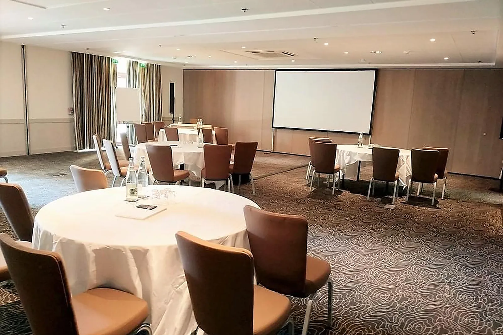 Lieux événementiels, HILTON EVIAN LES BAINS