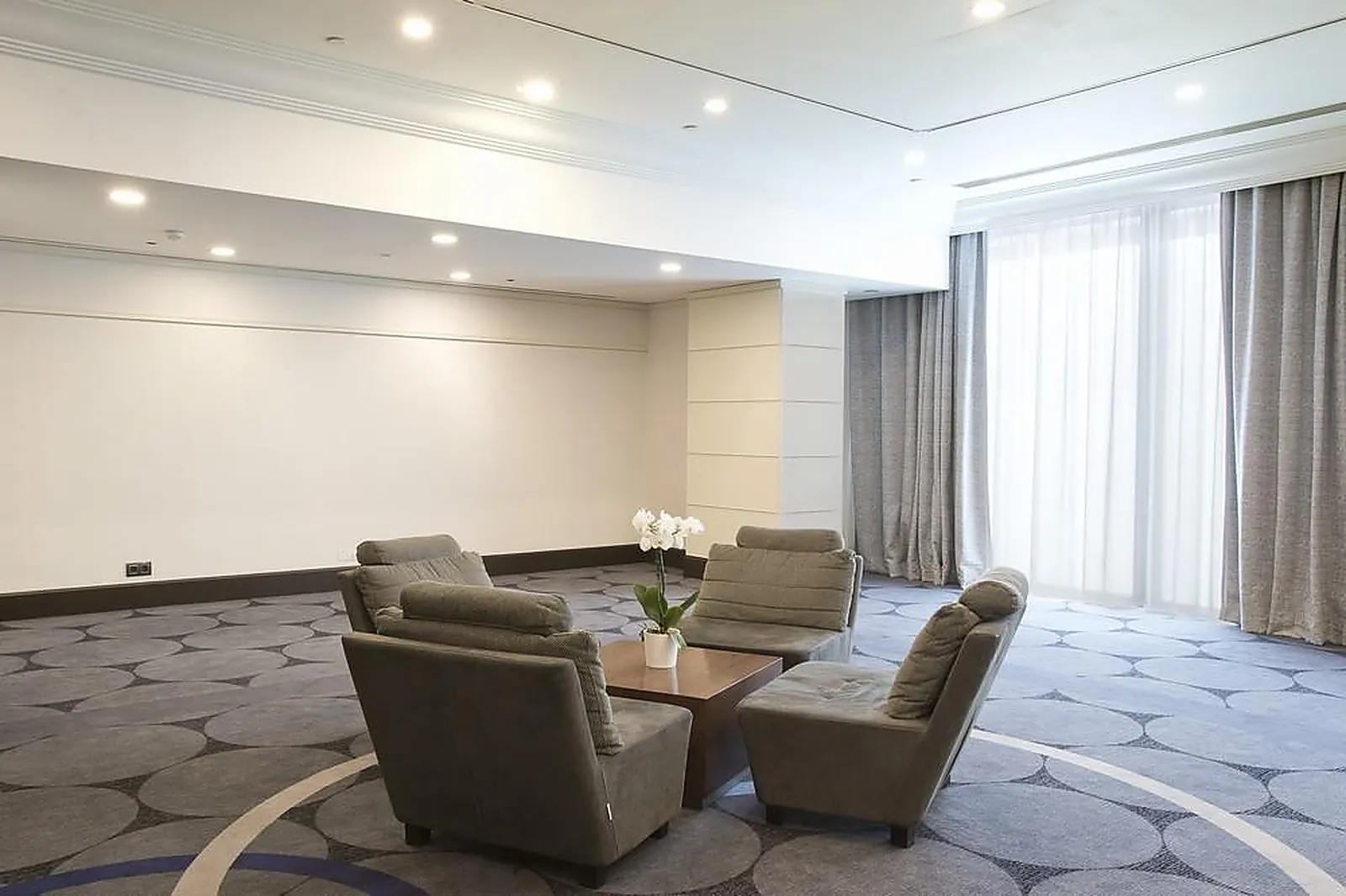 Lieux événementiels, HILTON PARIS CHARLES DE GAULLE AIRPORT