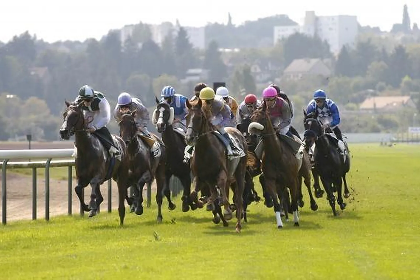 Lieux événementiels, HIPPODROME DE BELLERIVE