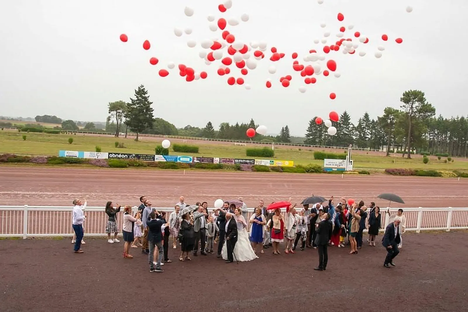 Lieux événementiels, HIPPODROME DE MAURE DE BRETAGNE