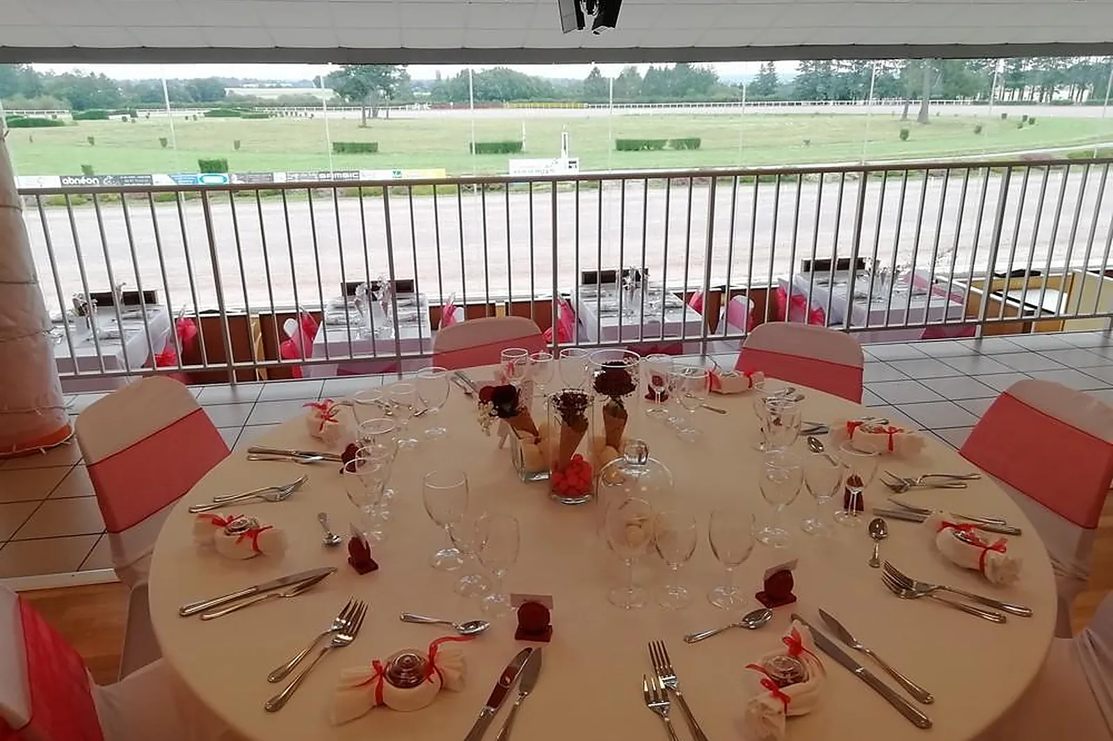 Lieux événementiels, HIPPODROME DE MAURE DE BRETAGNE