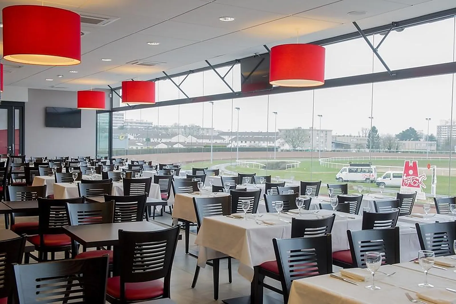 Lieux événementiels, HIPPODROME DE REIMS