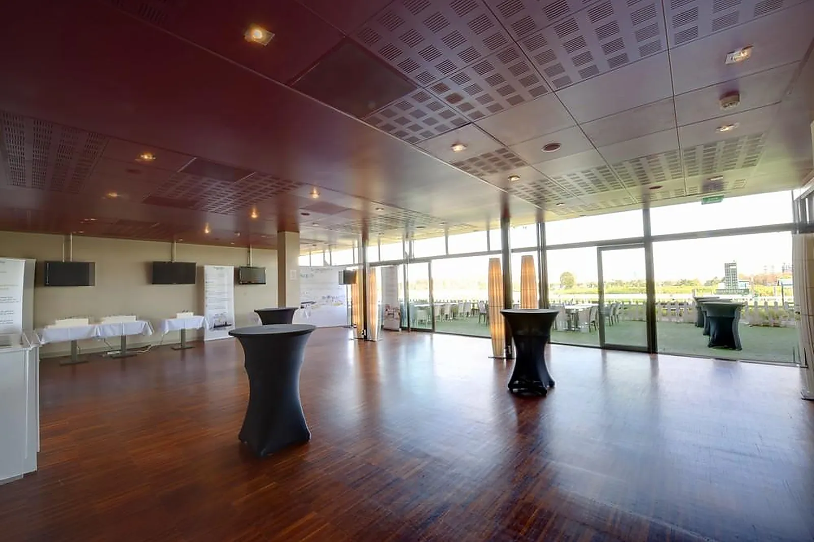 Lieux événementiels, HIPPODROME DE SAINT-CLOUD