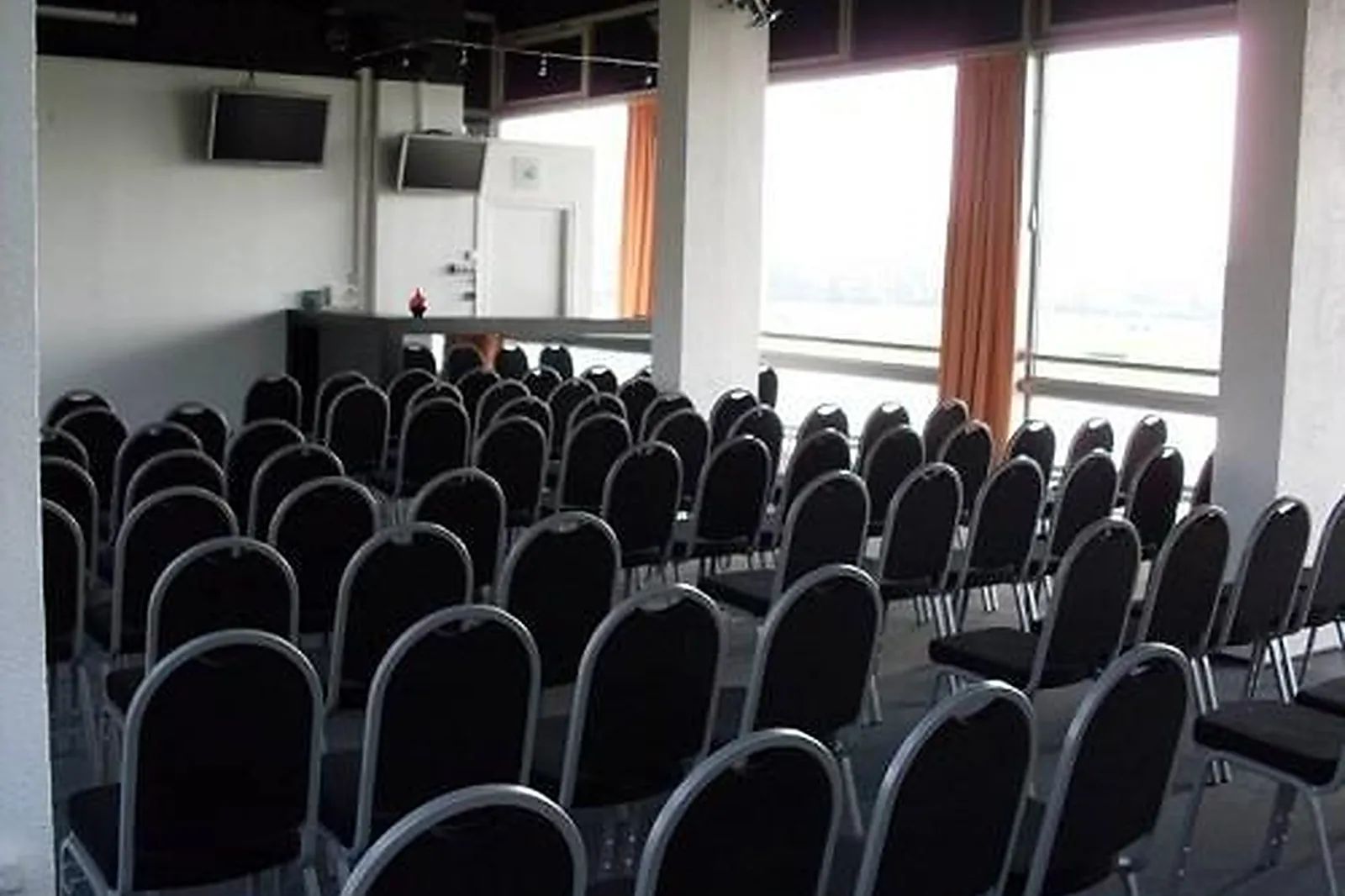 Lieux événementiels, HIPPODROME DE TOULOUSE