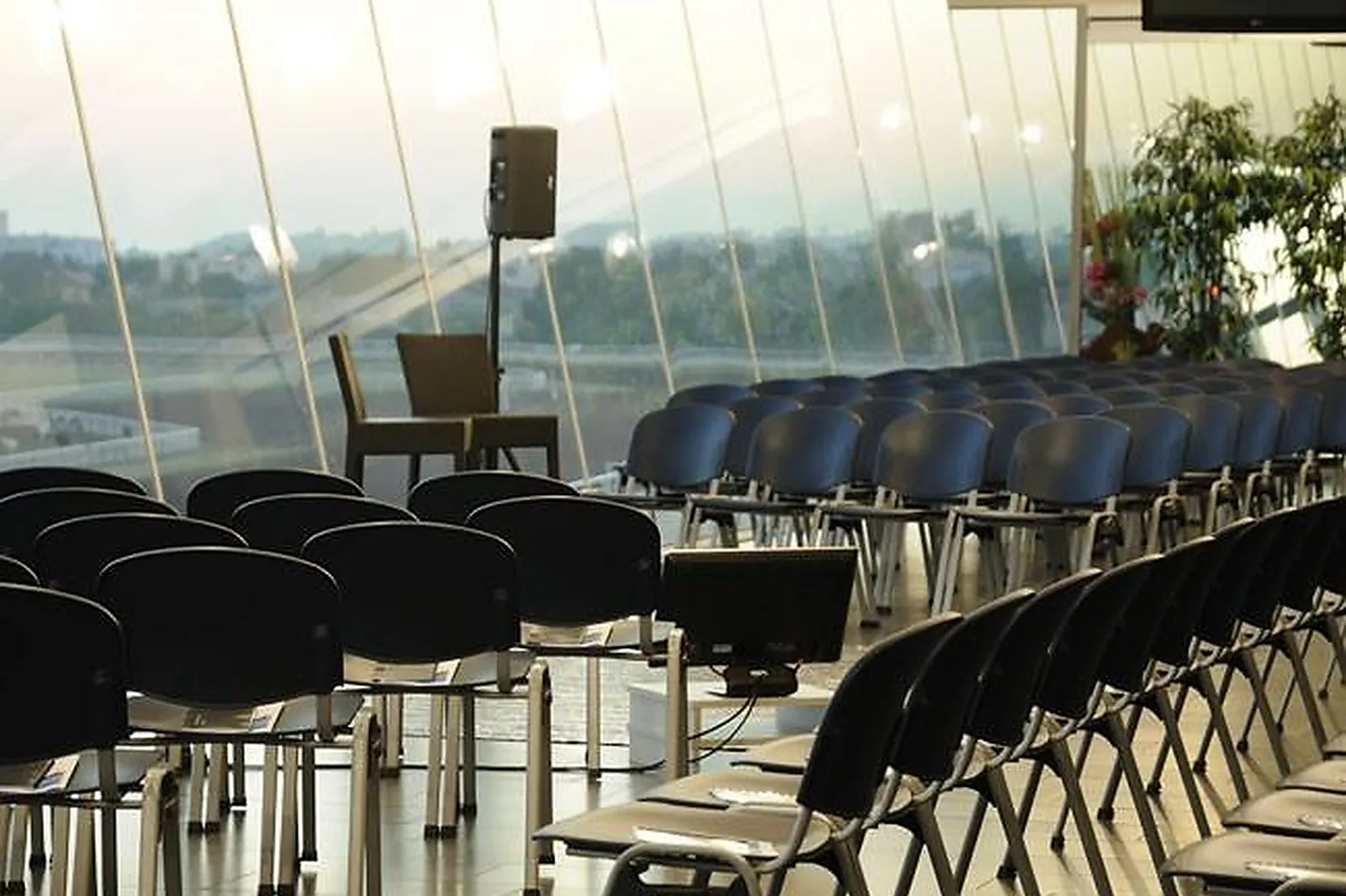 Lieux événementiels, HIPPODROME DE LA SOIE