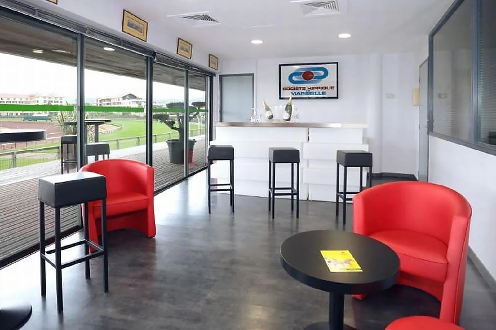 Lieux événementiels, HIPPODROMES DE MARSEILLE