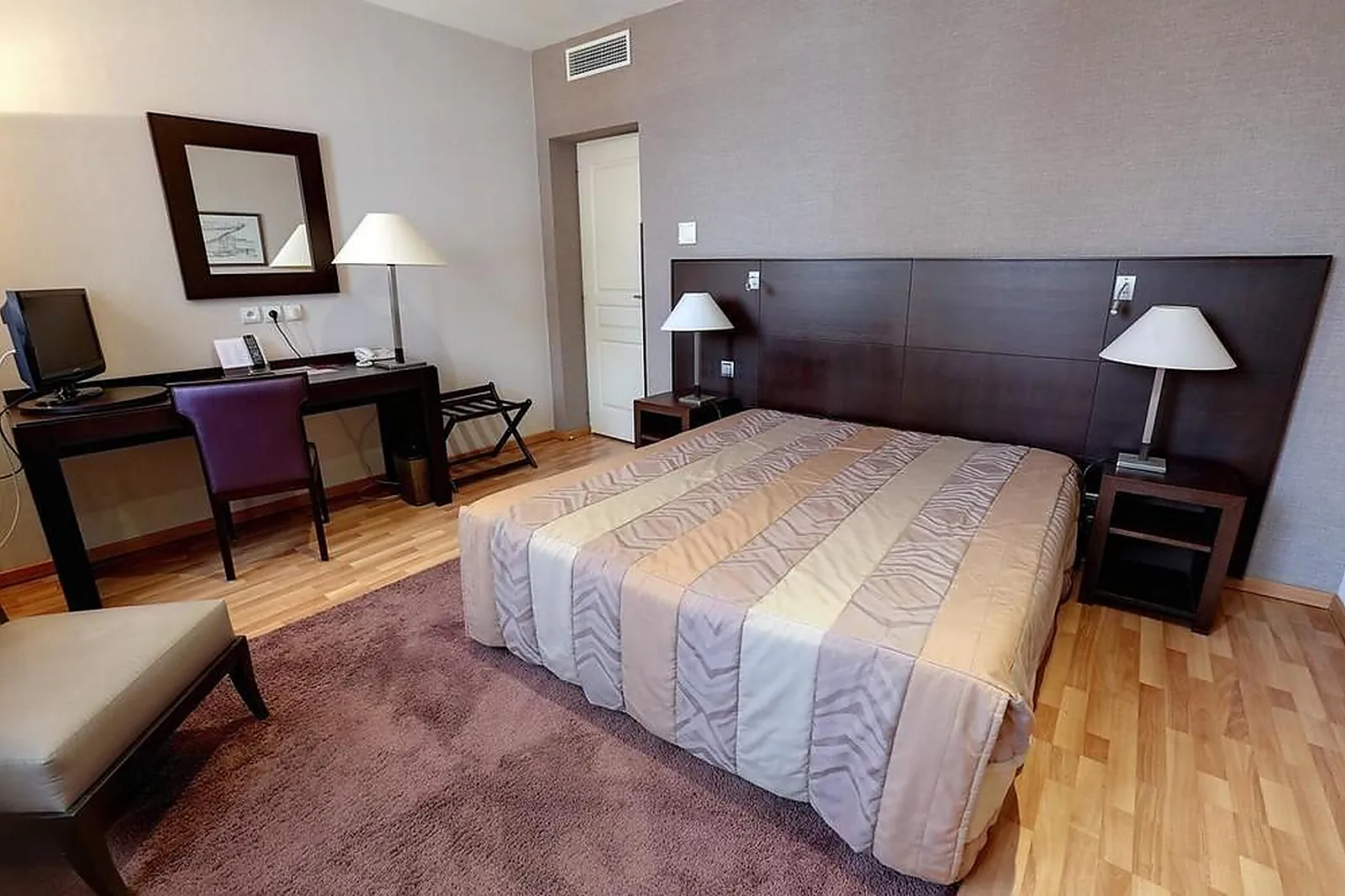 Lieux événementiels, HIRONDELLE HÔTEL RESTAURANT