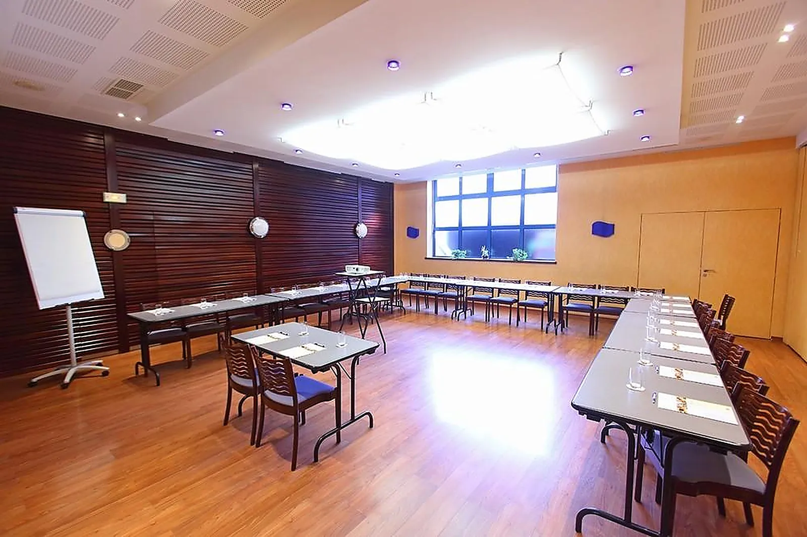 Lieux événementiels, HIRONDELLE HÔTEL RESTAURANT