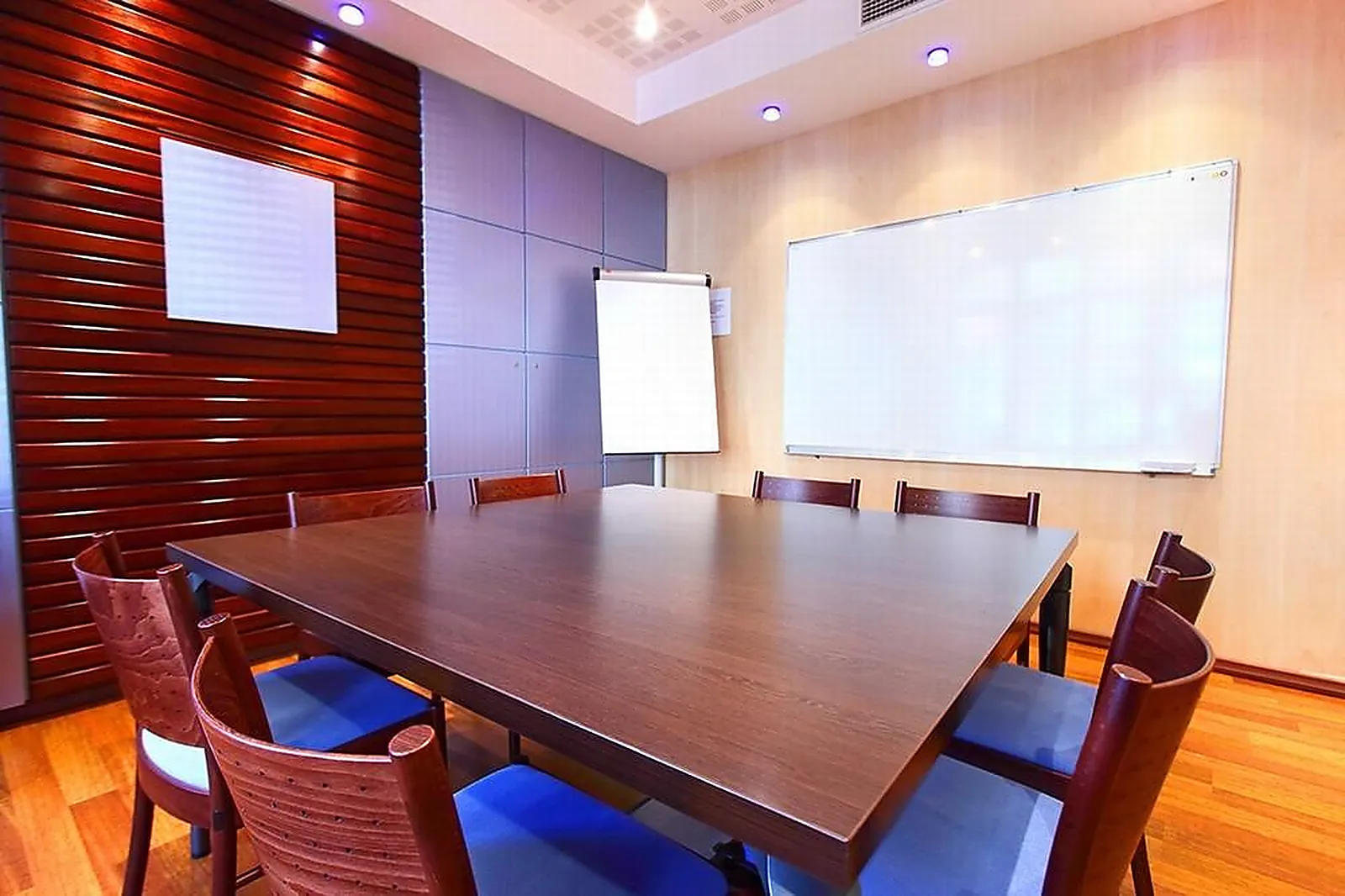 Lieux événementiels, HIRONDELLE HÔTEL RESTAURANT