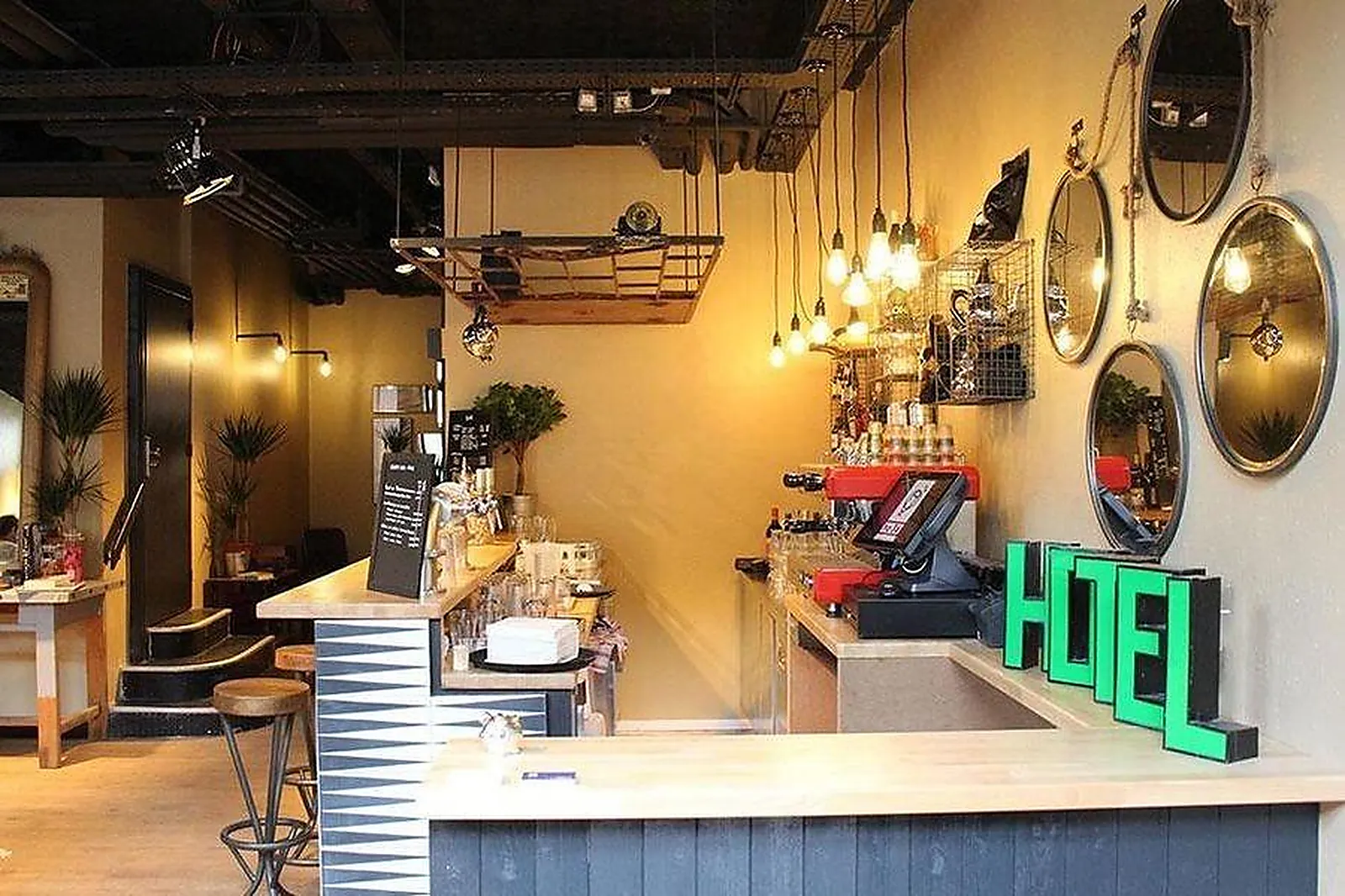 Lieux événementiels, HO36 LYON GUILLOTIÈRE