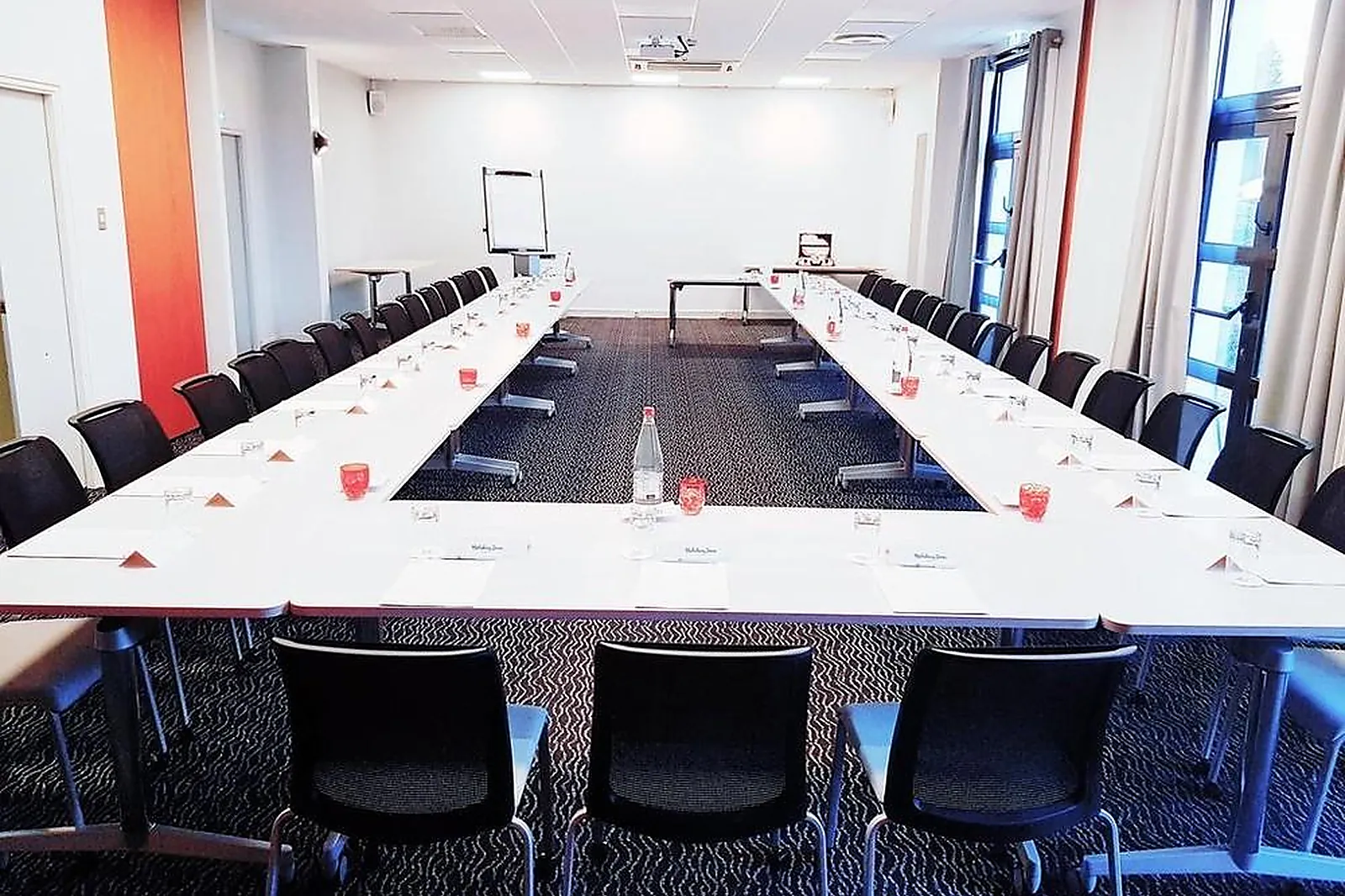 Lieux événementiels, HOLIDAY INN CALAIS COQUELLES