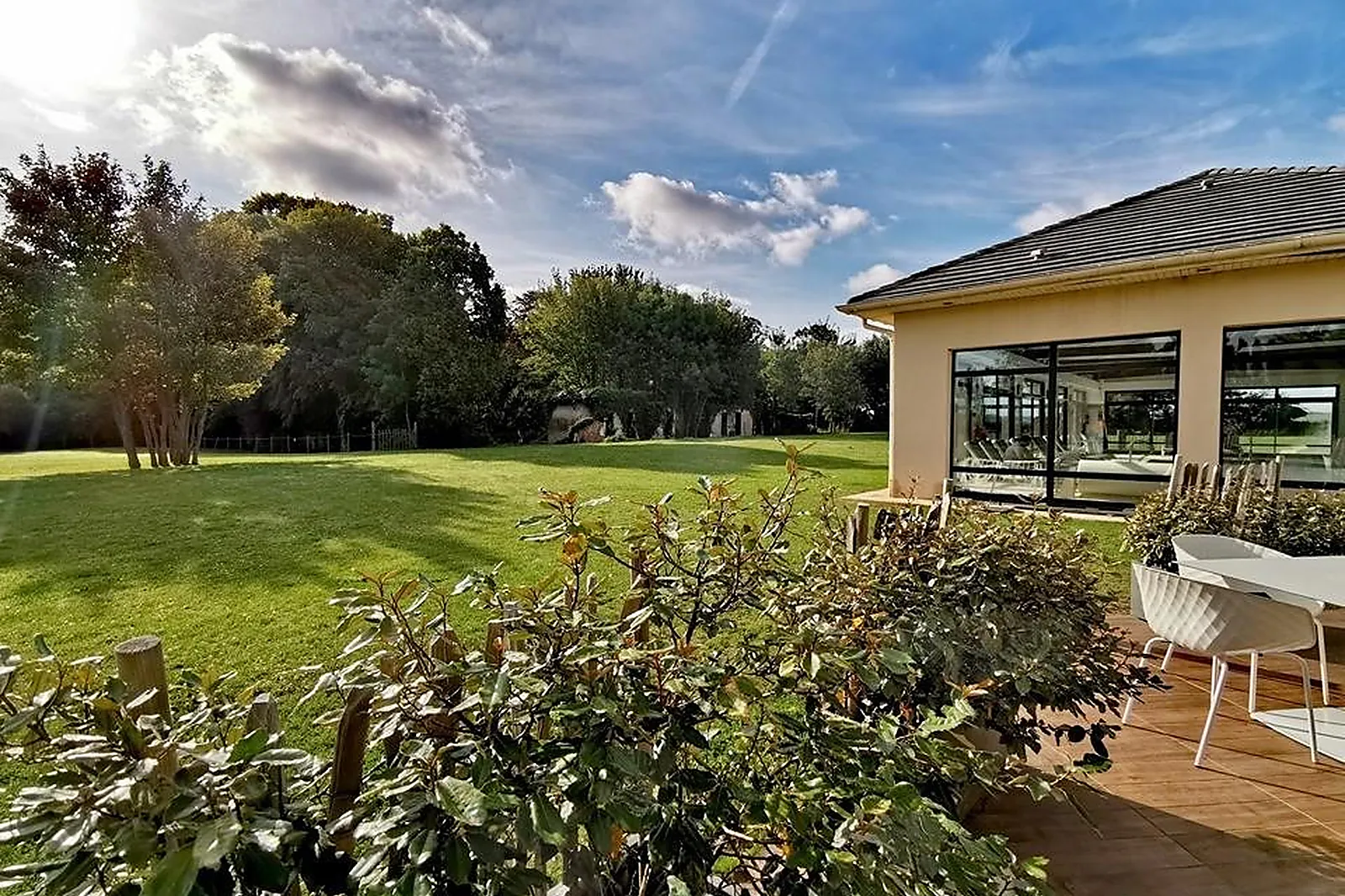 Lieux événementiels, HOLIDAY INN CALAIS COQUELLES