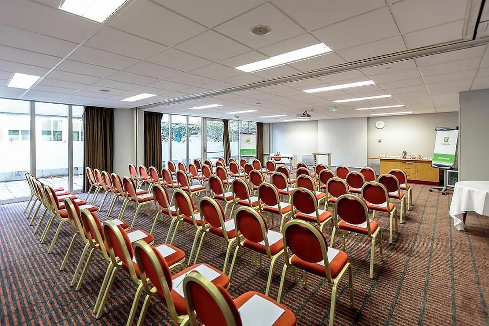 Lieux événementiels, HOLIDAY INN CLERMONT FERRAND