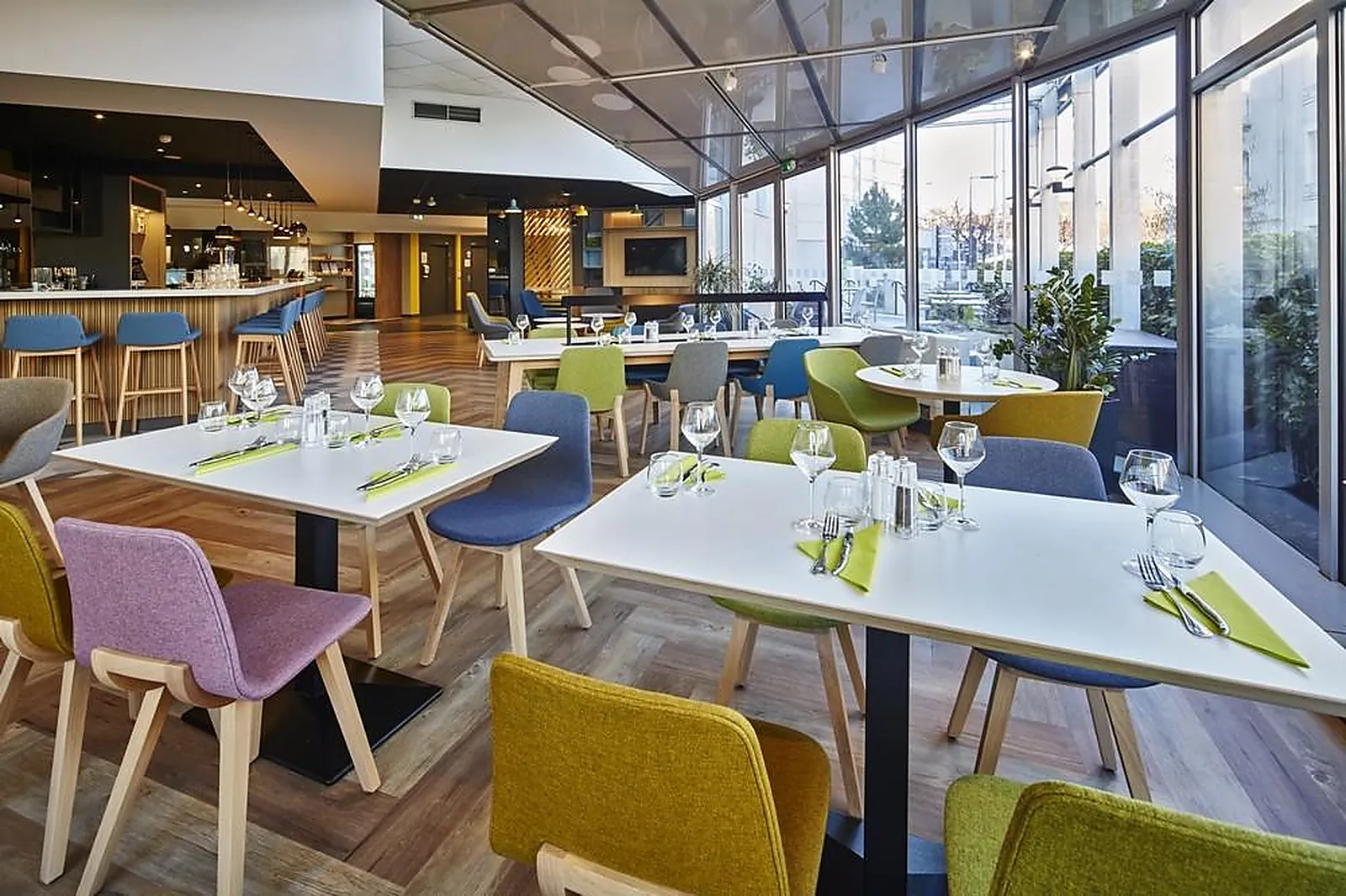 Lieux événementiels, HOLIDAY INN CLERMONT FERRAND