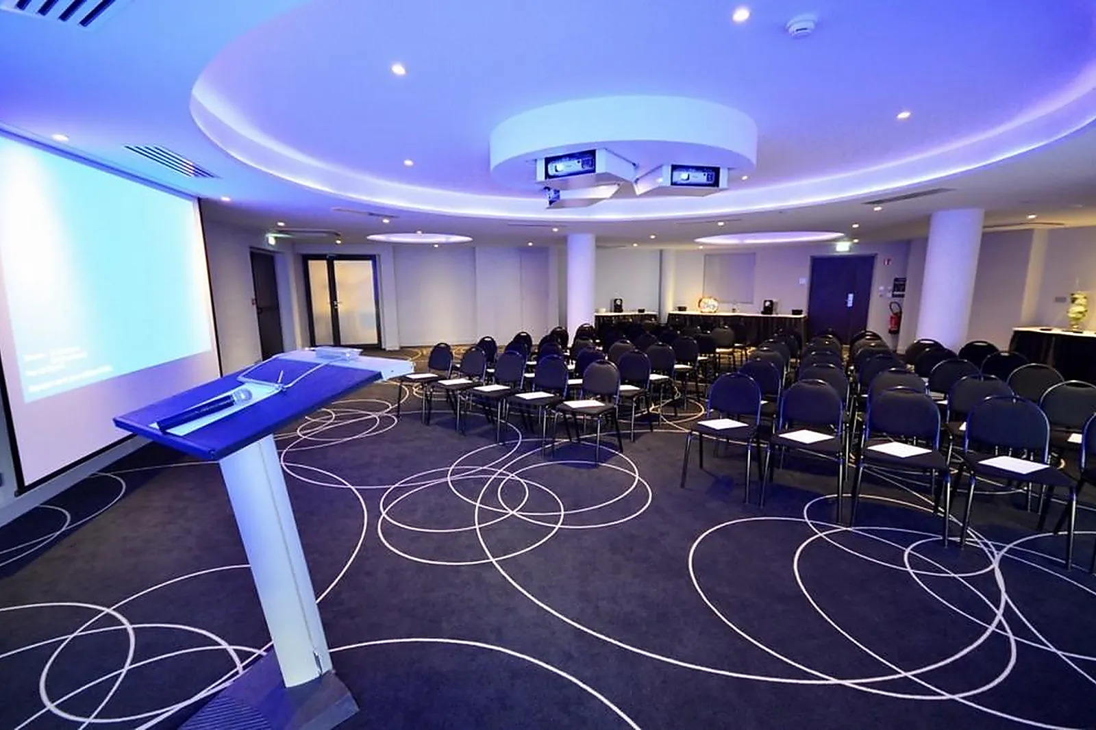 Lieux événementiels, HOLIDAY INN DIJON