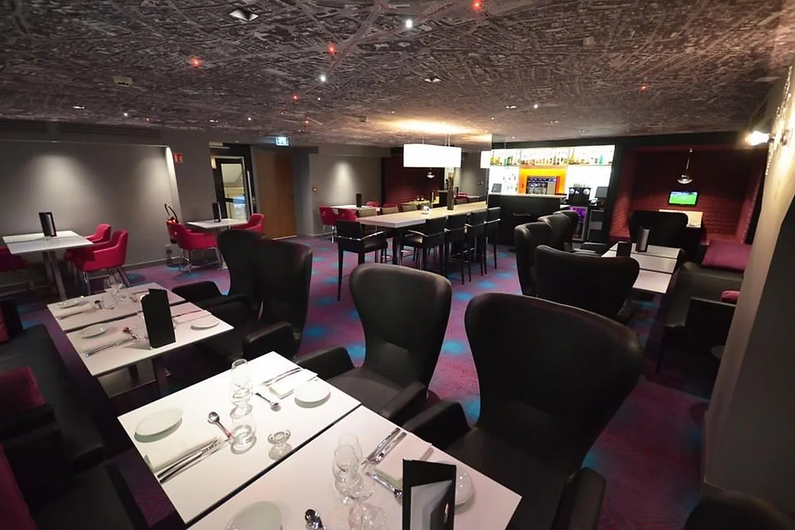 Lieux événementiels, HOLIDAY INN DIJON