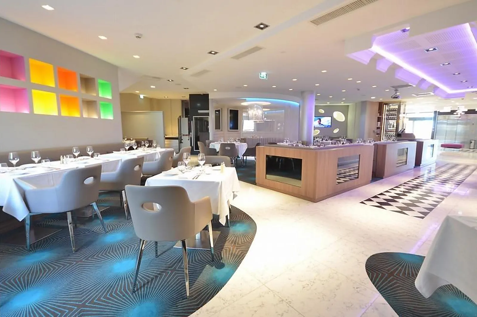 Lieux événementiels, HOLIDAY INN DIJON