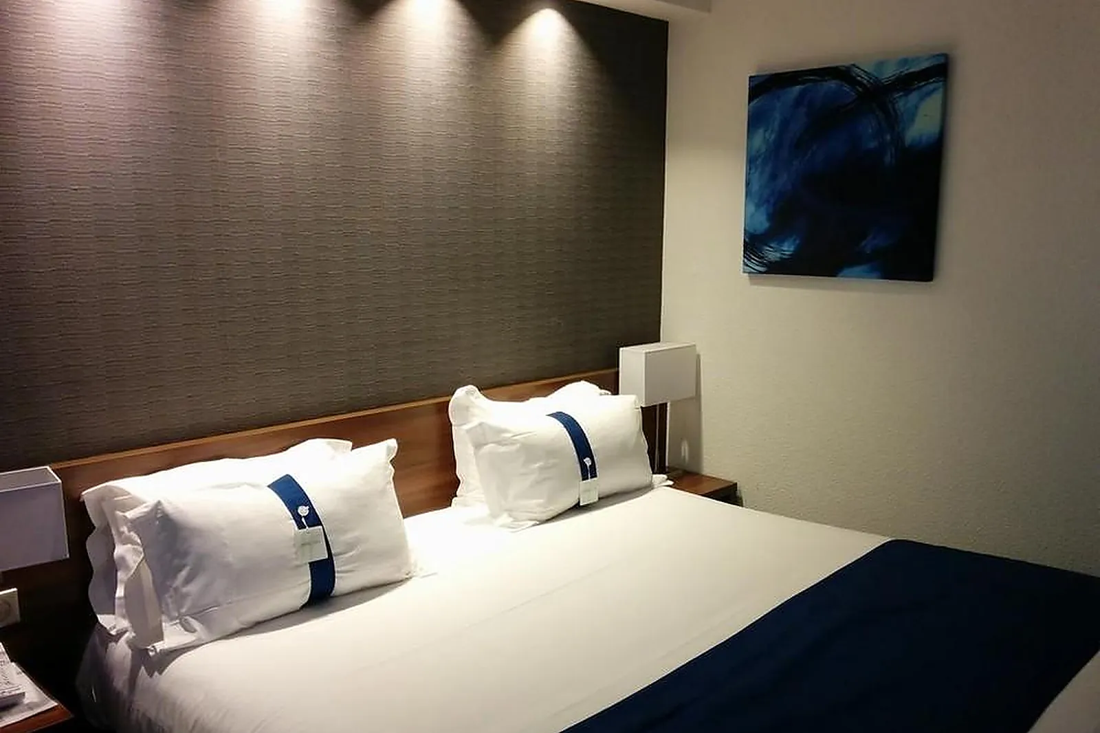 Lieux événementiels, HOLIDAY INN EXPRESS AMIENS